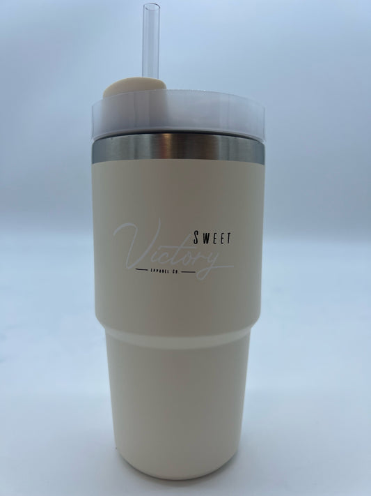 Tan 20 oz Tumbler with Straw