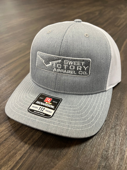 Sweet Victory Heather Grey/White Richardson 112 Snapback