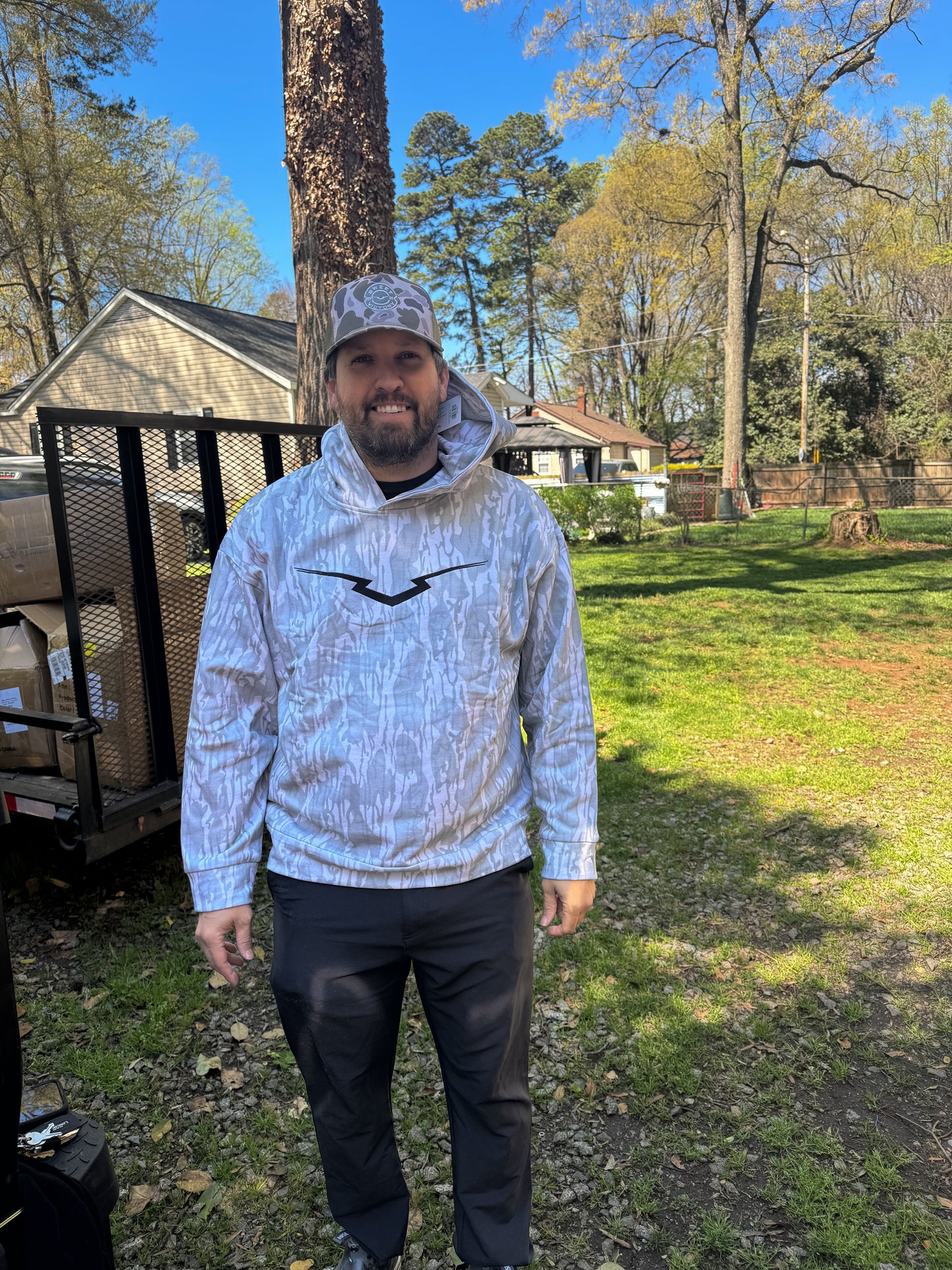 Lightweight Outdoorsman Camo V Hoodie