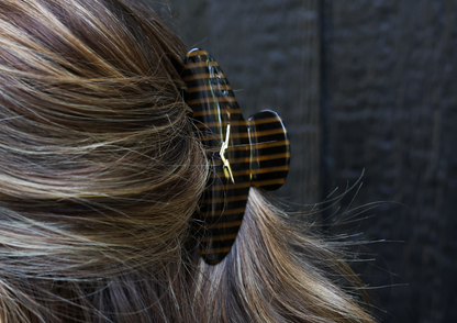 Neutral Stripe V Large Hair Clip