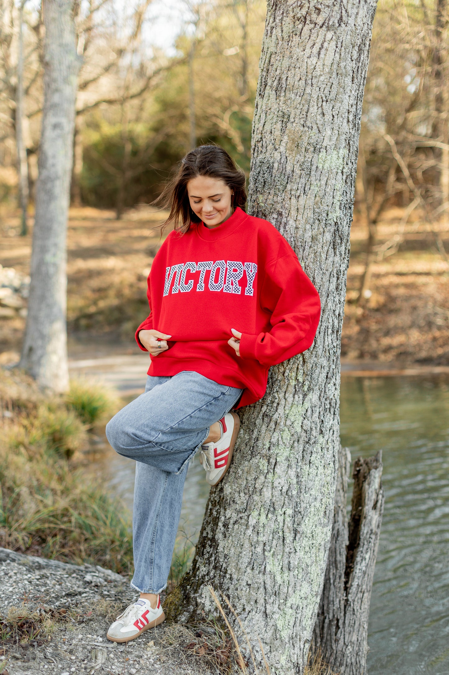 Red VICTORY Checkered Mockneck Sweatshirt