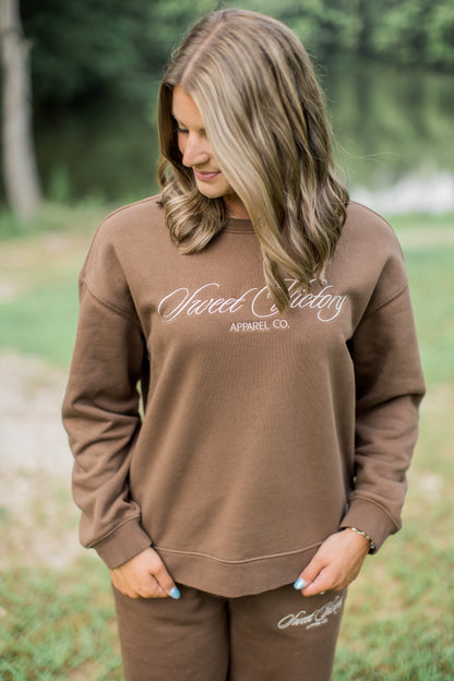Classic Style Brown Crewneck Sweatshirt