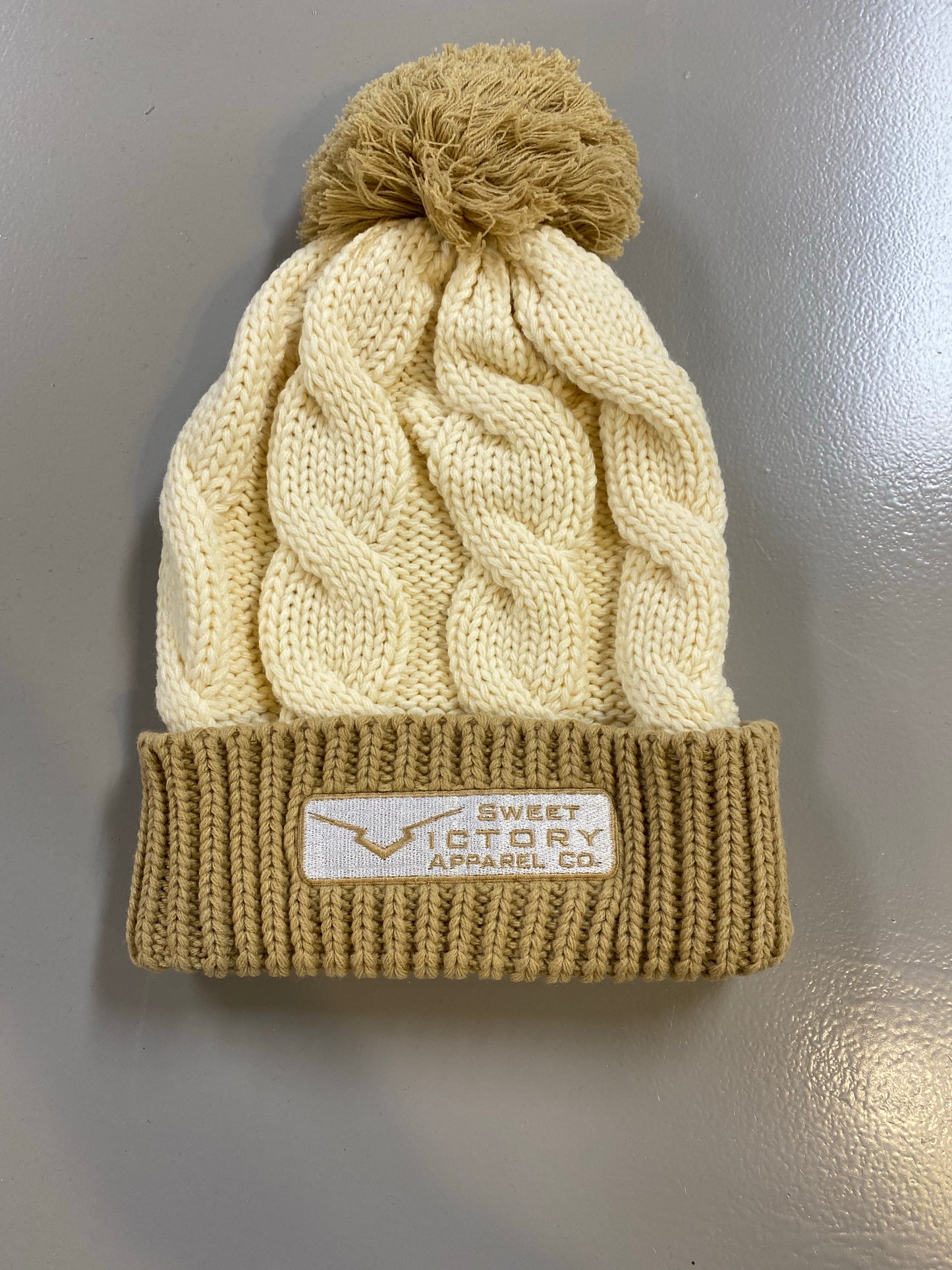 Cream/Mocha Knit Beanie