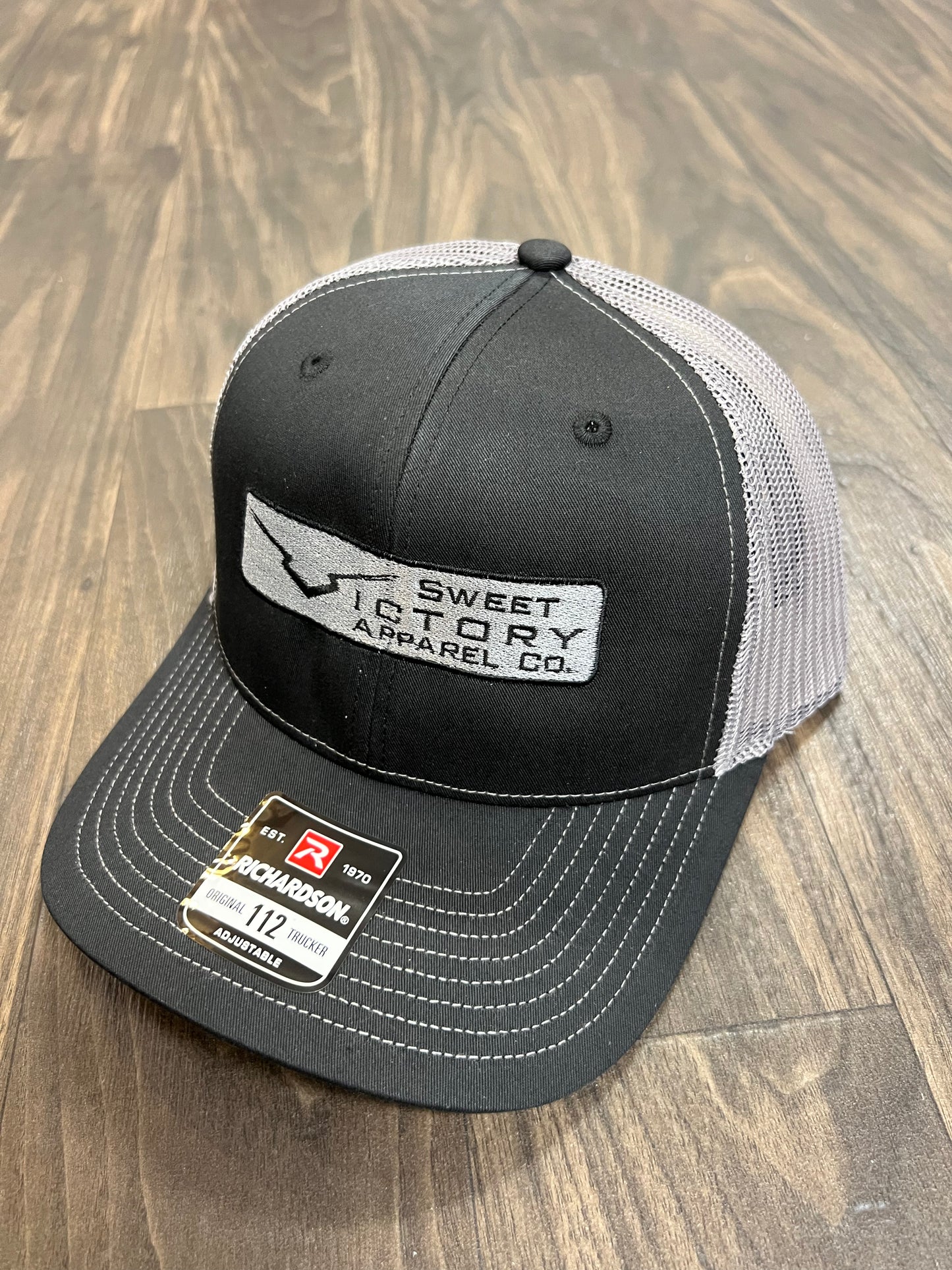 Black/Charcoal Original Logo Richardson 112 Snapback